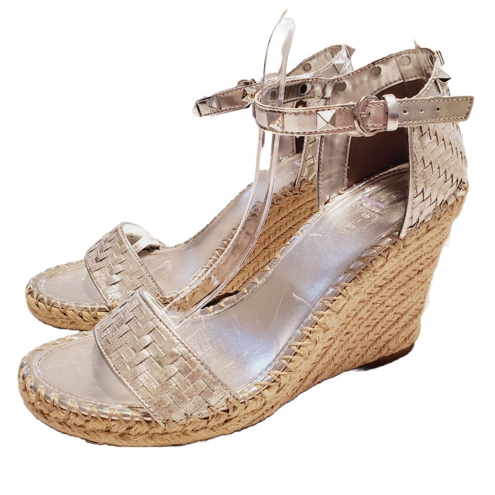Marc Fisher Silver Espadrille Wedge Sandals Size 10M